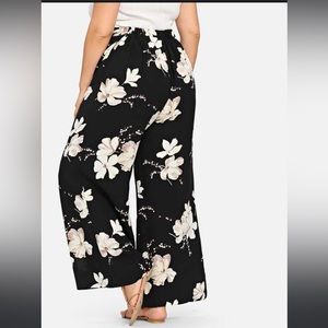 Lightweight Floral Wideleg Pants
